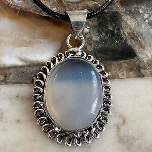2152 Opalescent Silver Pendant Necklace